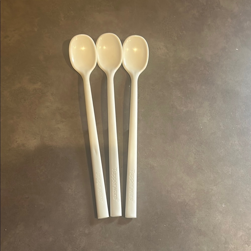 Tupperware Ivory hanging long Spoons set/3 Allegra